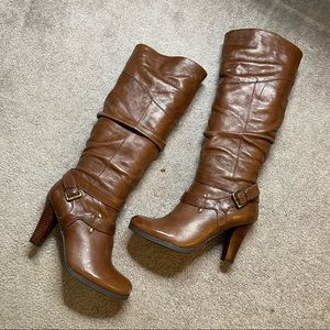 GUESS Brown Leather Knee High Heeled Buckle Detail Boots Size 8